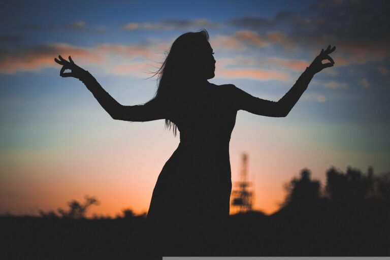 Transform Your Emotional State Instantly With 3 NLP Techniques.